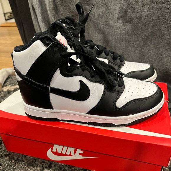 Nike Dunk panda size 7w/5.5m EUC - Picture 5 of 6